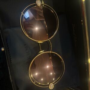 Boucheron round sunglasses(limited edition/never worn) please read description